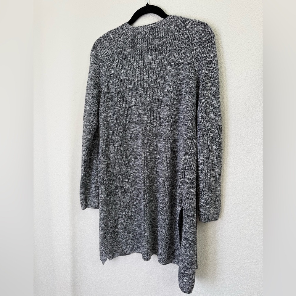 525 America Revolve Designer Gray Knit Open Long Cardigan Women’s Size Medium - Picture 8 of 8